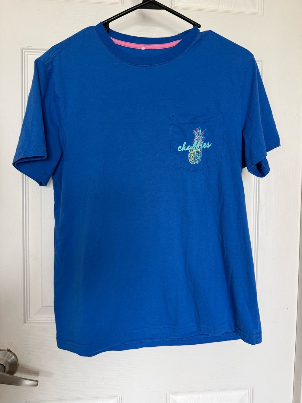 chubbies Men's Royal Blue Pocket Tee with Pineapple Accent